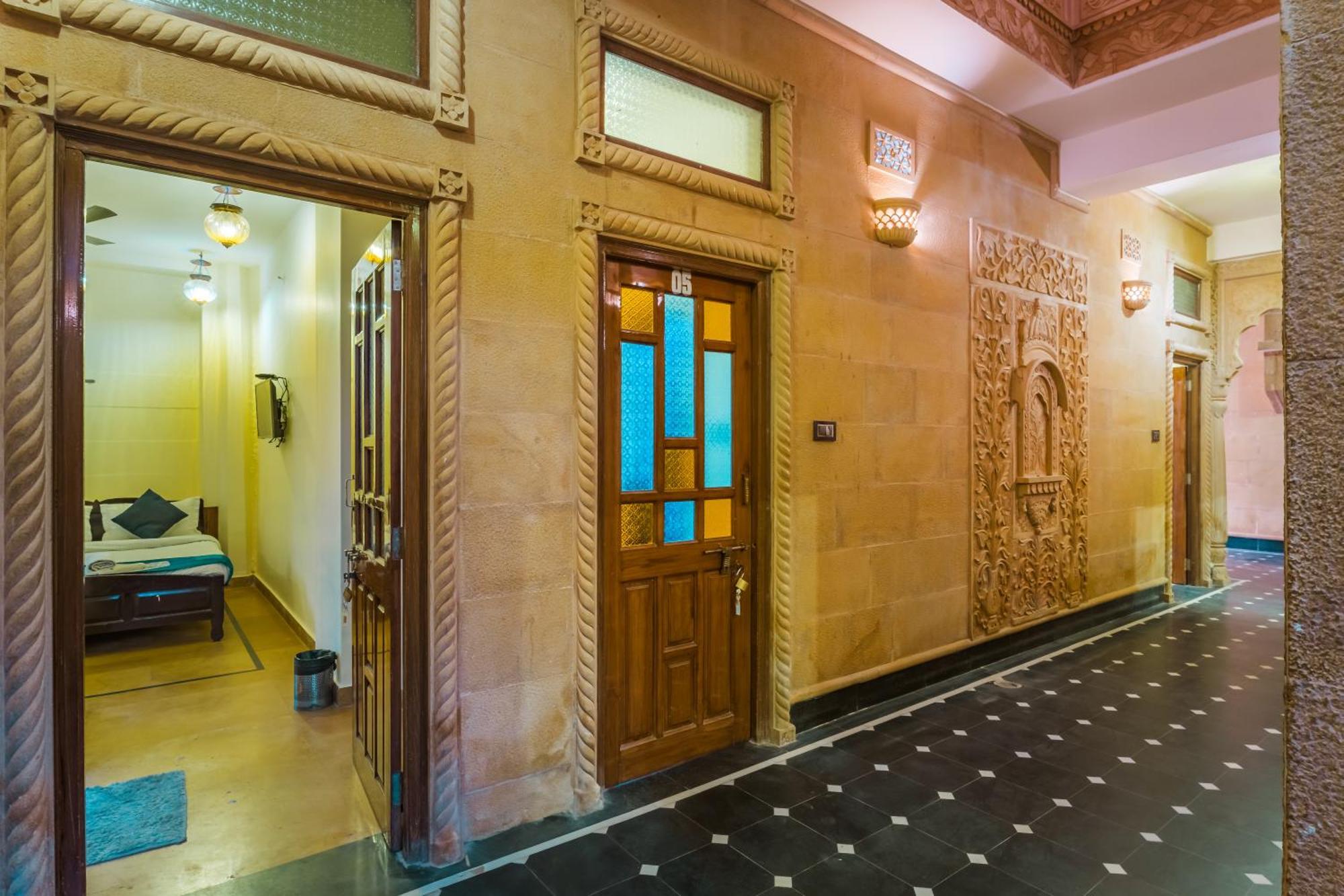 Tripli Hotels Prithvi Palace Джайсалмер Экстерьер фото